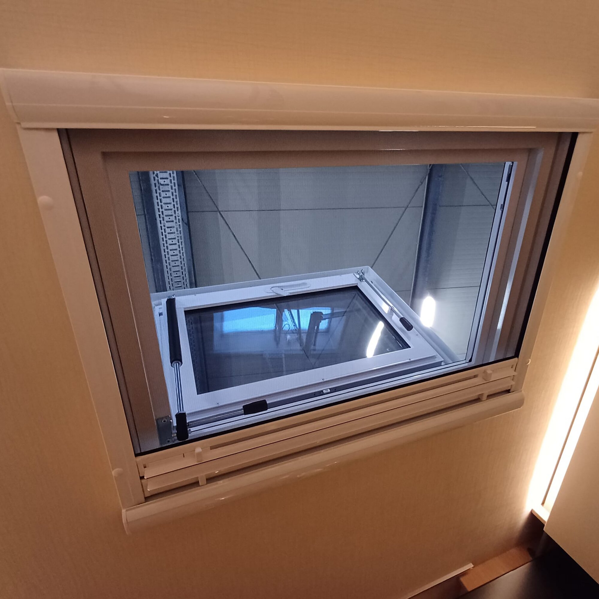 Interior Blind for Skylight DL4 AR, 500 x 500 mm
