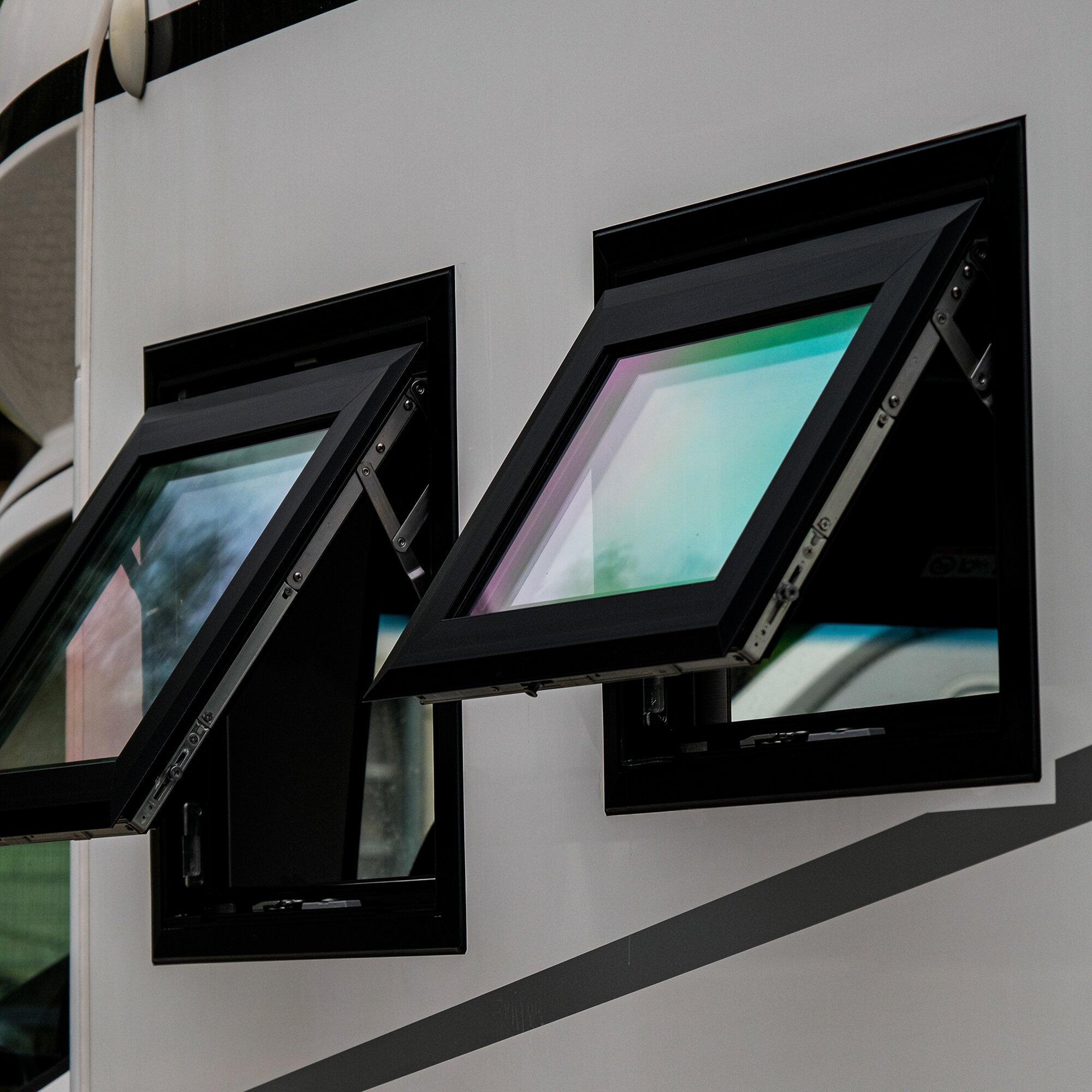 Security Window, 1000 x 500 mm
