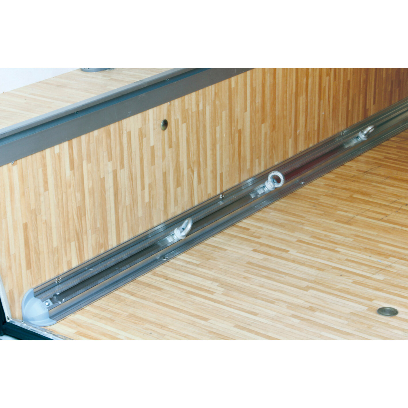 Fixing Rails for Rear Garage Garage-Bars Corner