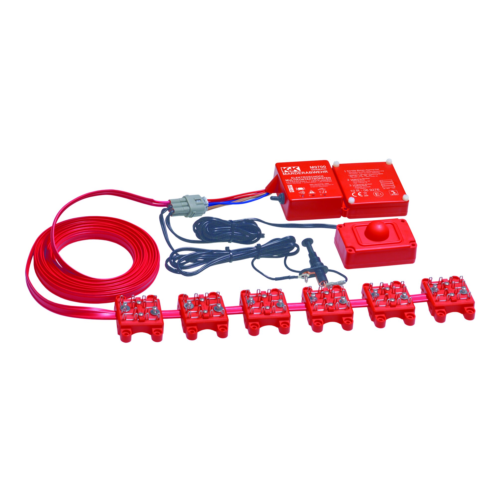 Marten Repellent with Ultrasound and High Voltage M9700 Self-Sufficient Combi Appliance